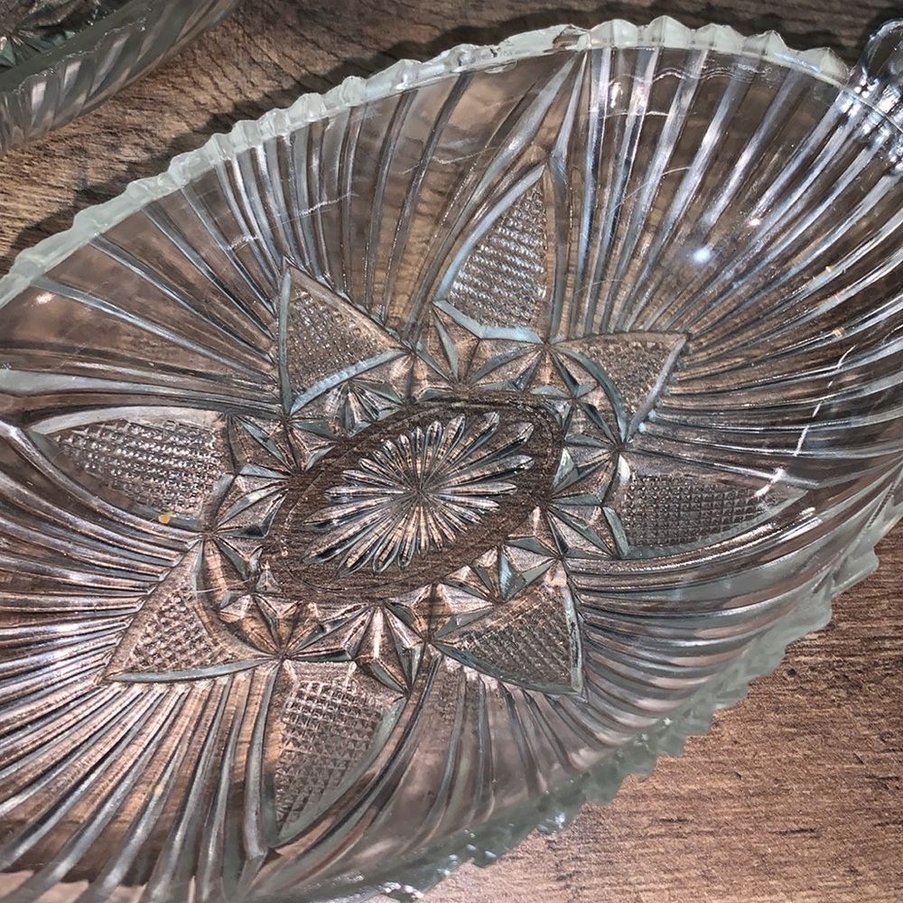 Set of 2 Vintage Oval Shape Crystal Celery Serving Candy Nut Trinket Dishes EUC - Picture 2 of 9